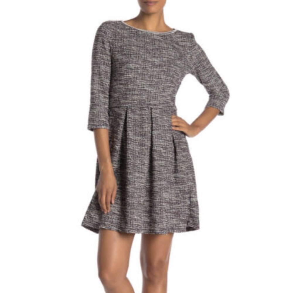 Max Studio Black and White Long Sleeve Dress